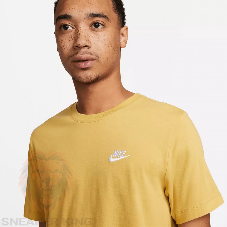 Футболка Nike  club tee